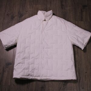 0352 Nova Men Kona Quilted Nylon Shirt Jacket – White, Size M (NWT)